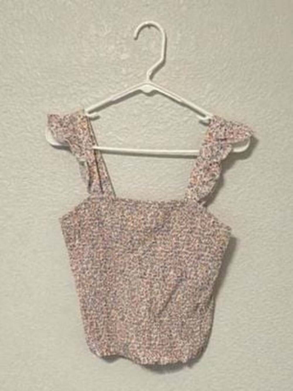 Old Navy Women's Floral Smocked Bodice Cropped Top with Flutter Sleeves